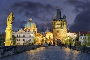 The romantic side of Prague (Fall in love again) – Private tour with a local