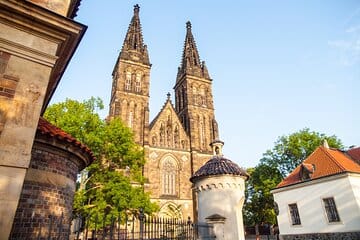 Prague Beer & History Walking Tour (includes 3 beer)